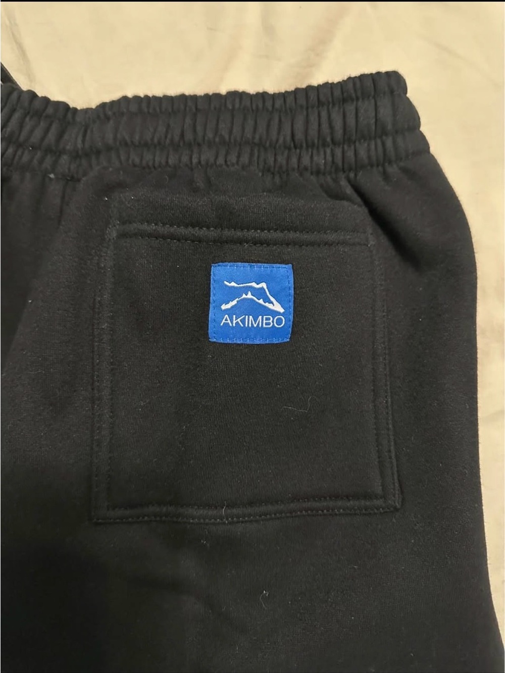 Akimbo Men's Black Sweatpants with Back Patch Pocket